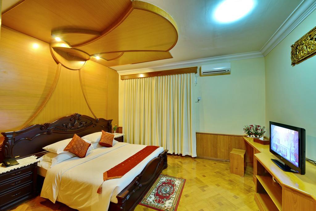 Win Unity Hotel Pyin Oo Lwin Εξωτερικό φωτογραφία