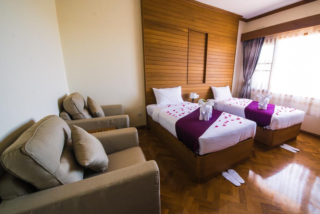 Win Unity Hotel Pyin Oo Lwin Εξωτερικό φωτογραφία